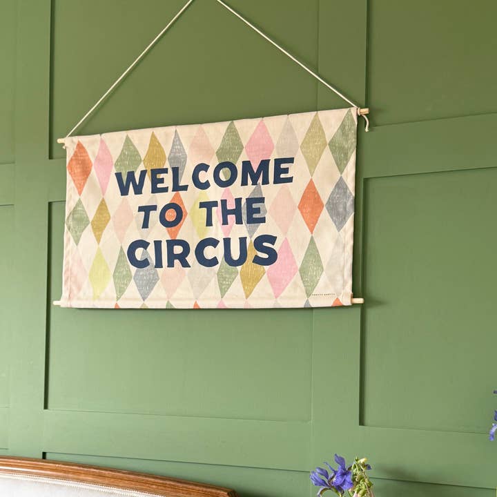 Knotty Knotty – wholesale Banner – Welcome To The Circus Printed Fabric Banner 2