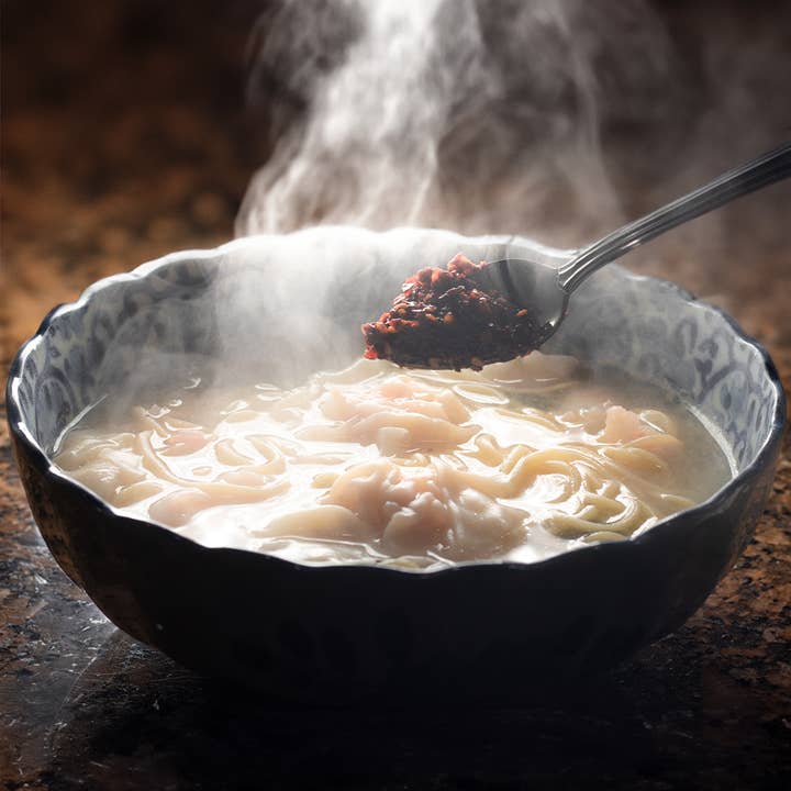 Me's Way LLC - Wholesale Sauce - MẸ’S WAY CHILI SAUCE – VEGETARIAN-8oz15