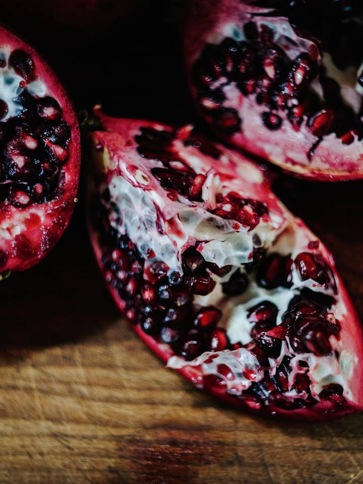 Dark Pomegranate Fruits Fragrance Oil - Previously was Black for wholesale by Forget Me Not oils Europe