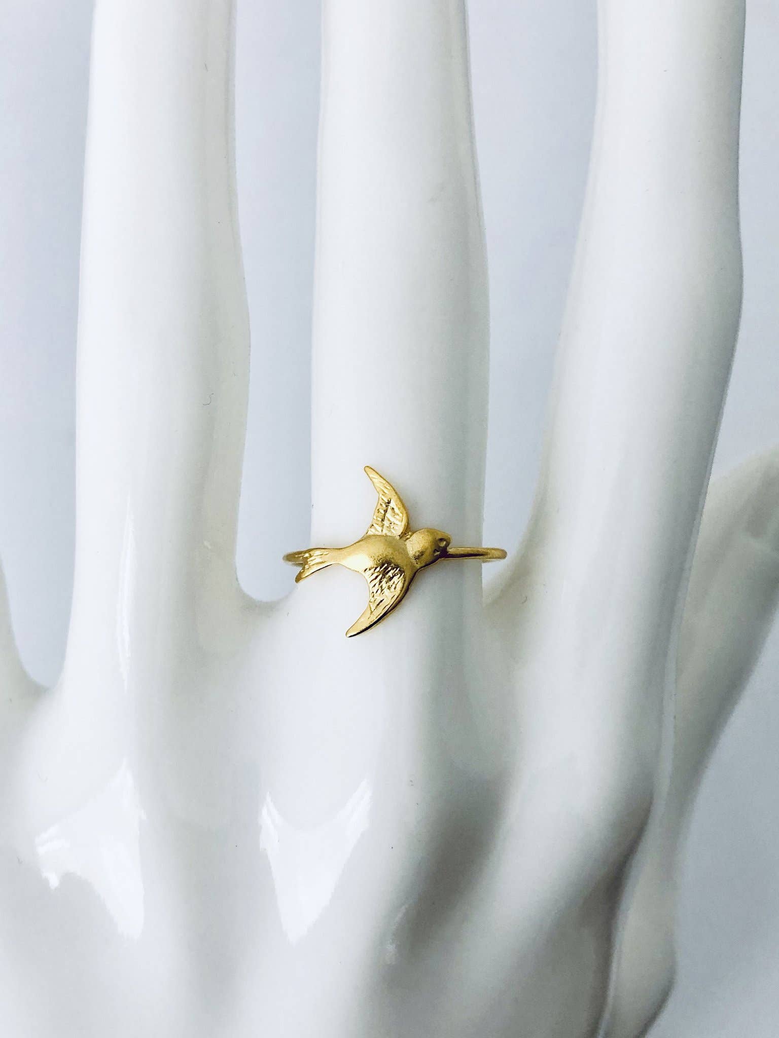 Modern Opus – wholesale Cocktail/statement ring – Gold Plated Brass Bird Cocktail Ring, Size 6.52