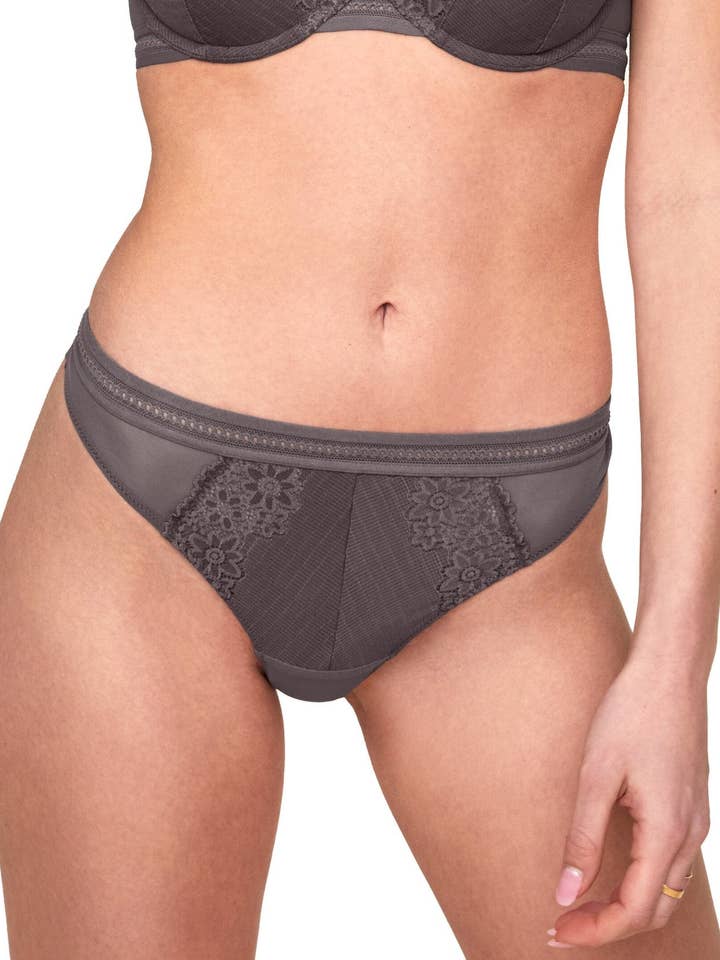 Culotte Adore Me Larina String pour femmes pour la vente par Adore Me