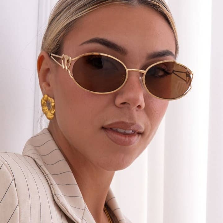 AnnaKey - Wholesale Zonnebril - Dames - ANNAKEY HARTEN METALLIC GOUD BRUINE ZONNEBRIL1