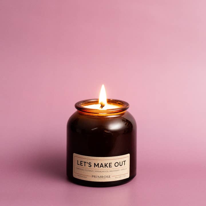 LÅT OSS HÅNGLA för wholesale av Primrose Candle Company