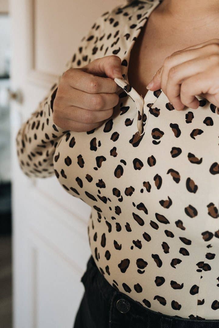 Graou nursing pillow in organic cotton for wholesale on Faire2