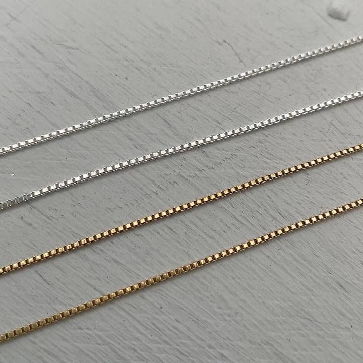 Collier à chaîne en argent sterling et or 14 carats pour la vente par Isabelle Grace Jewelry