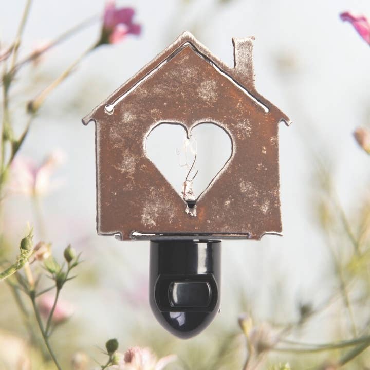 Cabina de casa de campo de decoración rústica casa de corazón luz para venta al por mayor de Whimsies