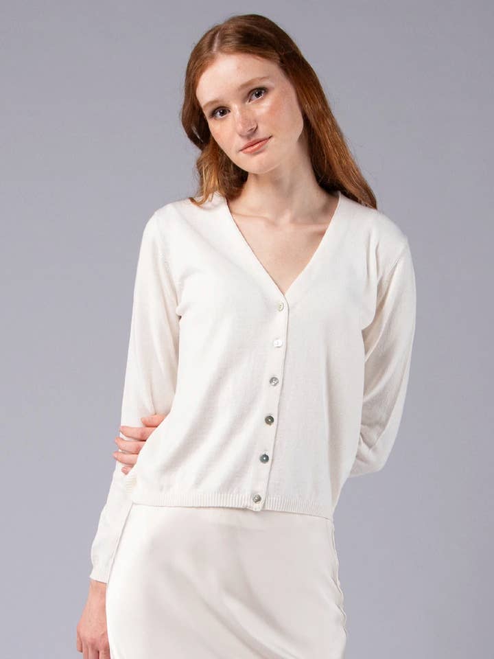 V-Ausschnitt Pullover aus Merinowolle und Bio-Baumwolle für den Großhandel von Achega Knitwear