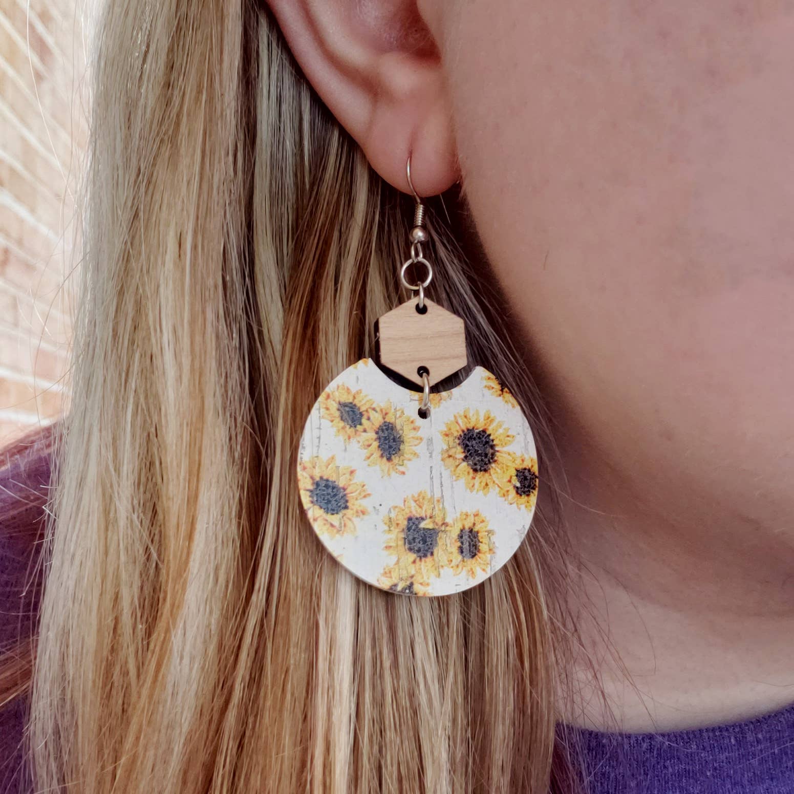 The Purple Chickadee - Wholesale Dangle Earrings - White Sunflowers Semi Circle Leather Earrings1