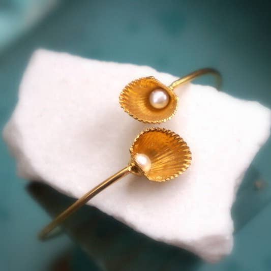 Armbånd i genanvendt sterlingsølv – Ferskvandsperler Skaldyrssmykke Gave for engroshandel hos Mother Nature Jewelry