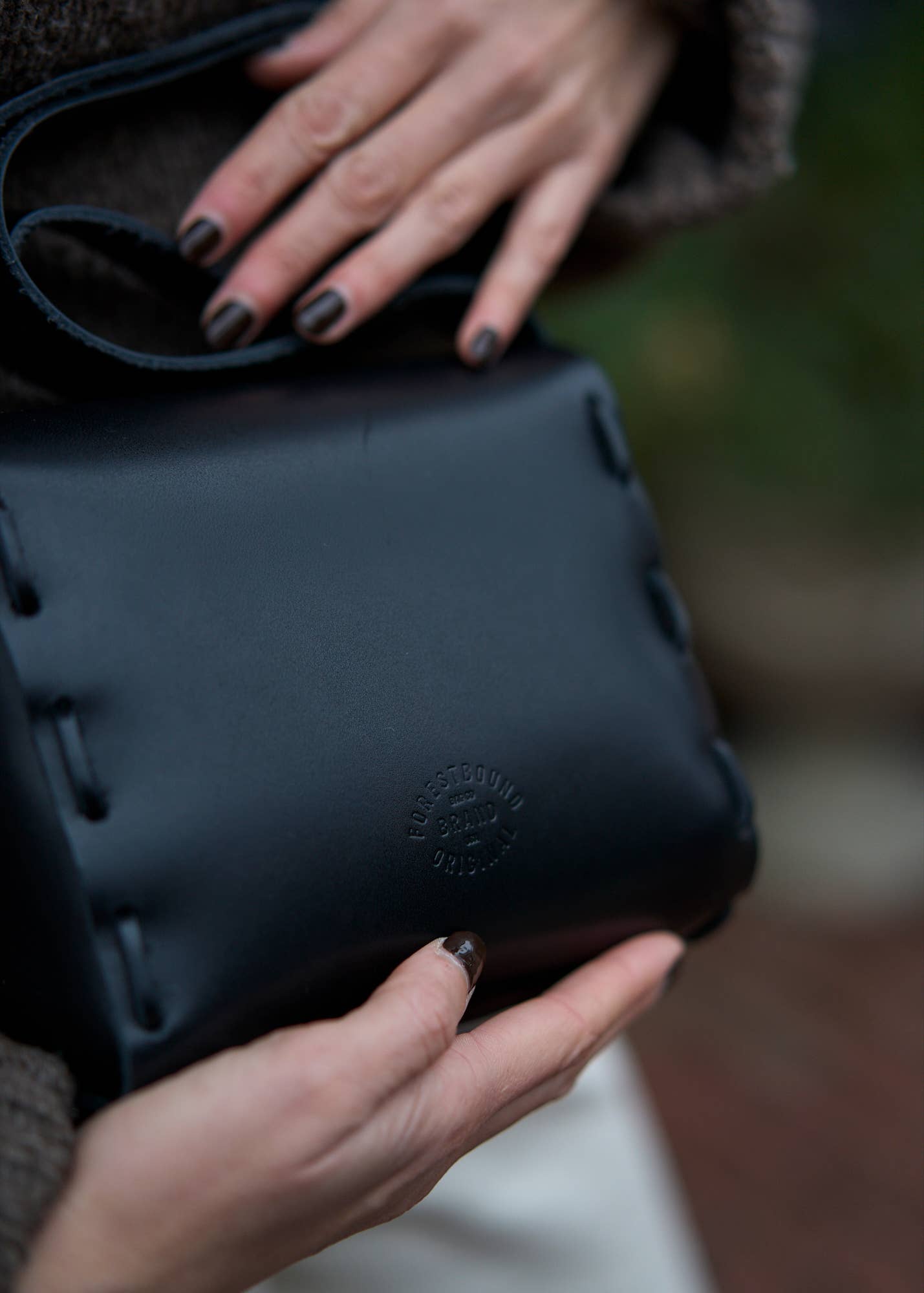 FORESTBOUND - Wholesale Crossbody Bag - Women's - Leather Saddle Bag in Black6