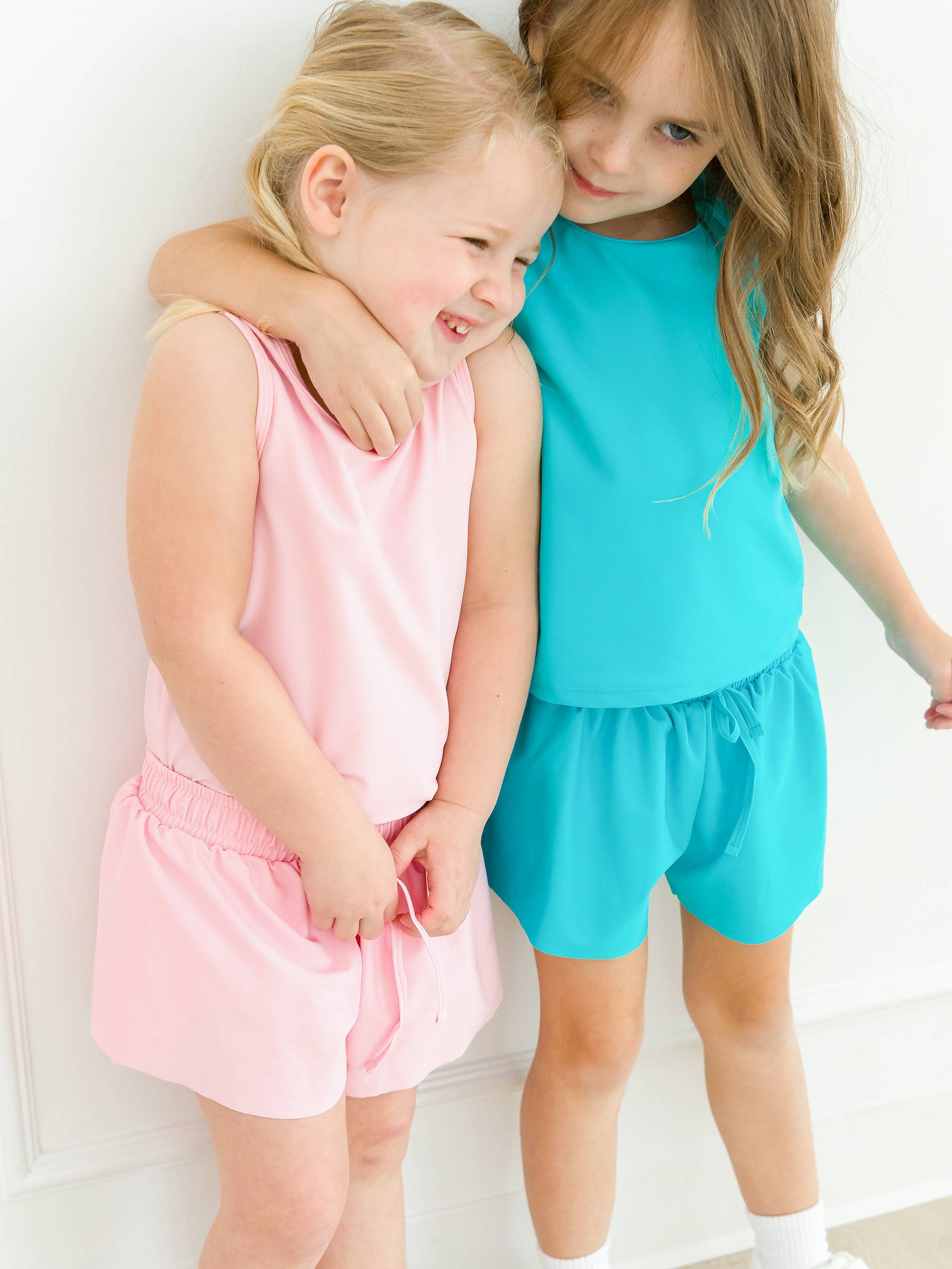 bleu Shorts Actifs Papillon Aqua Vif Fille en vente sur Faire3