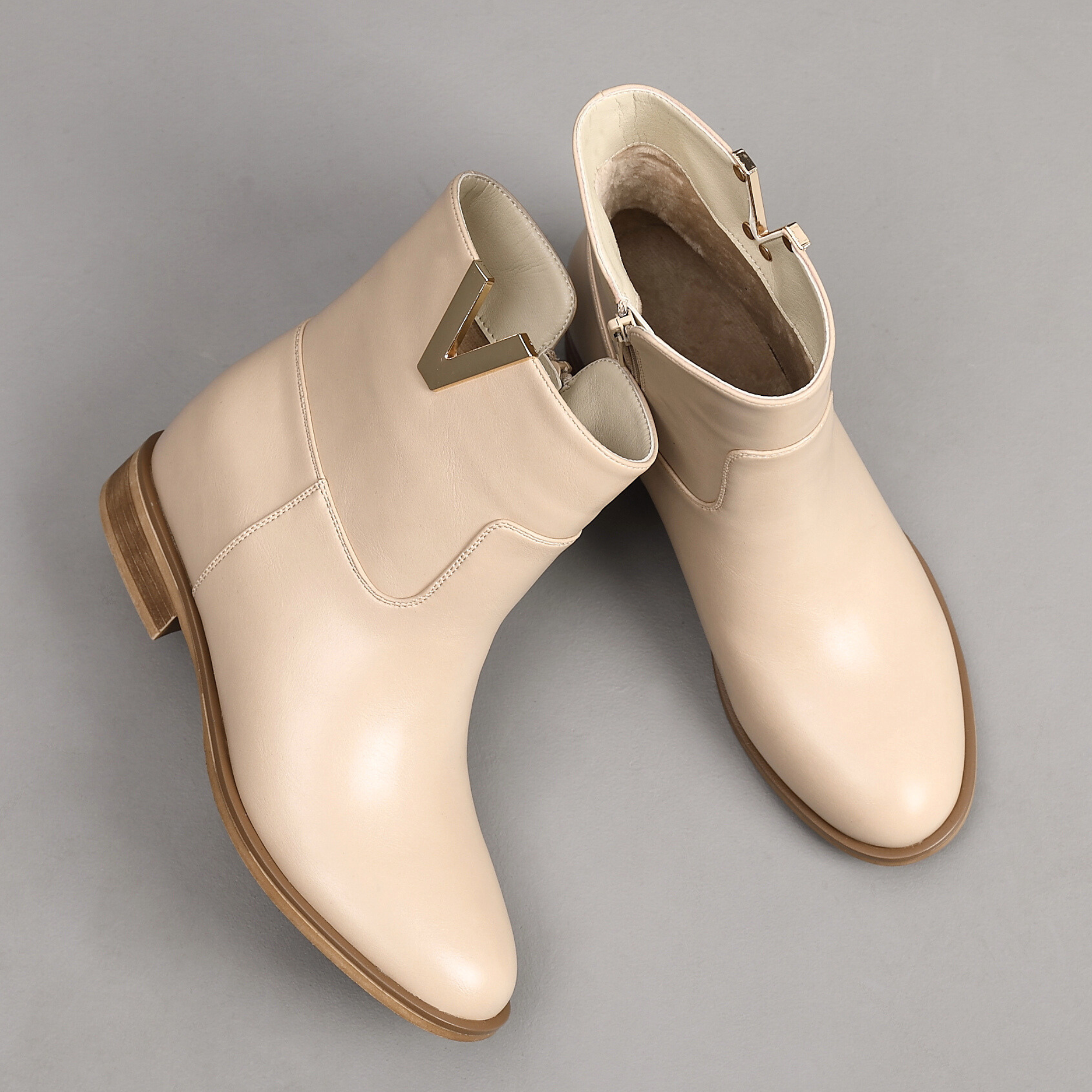 Top Staka - Wholesale Booties – Women's - A2356 Women Flat Ankle Boots Ladies Zip Closure  V shape11