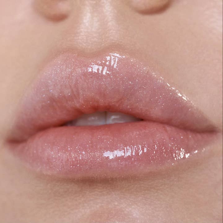 Moira Cosmetics - Vendita all'ingrosso Lucidalabbra - Olio idratante per labbra Glow Getter (003 Champagne Kiss)