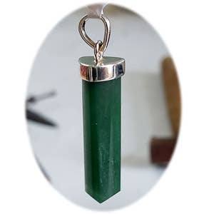 Point Sterling à facettes - Jade pour la vente par Crystal Earth Sterling