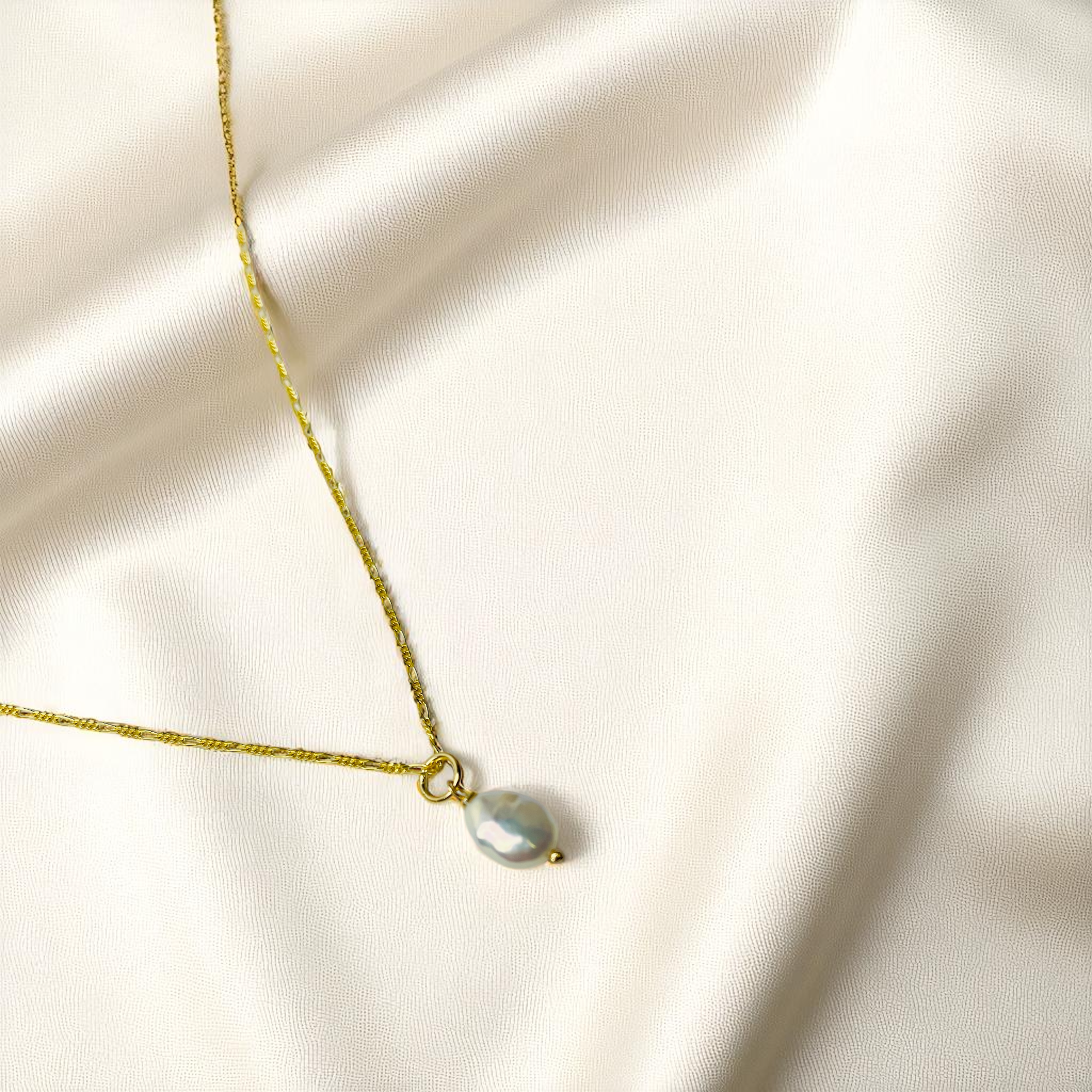 MadamLili - Vendita all'ingrosso Parure di gioielli - Set di gioielli con perle Keshi barocche – Argento sterling 925 placcato oro 18k | Collana 50cm & Orecchini | Ipoallergenico | Senza nichel6