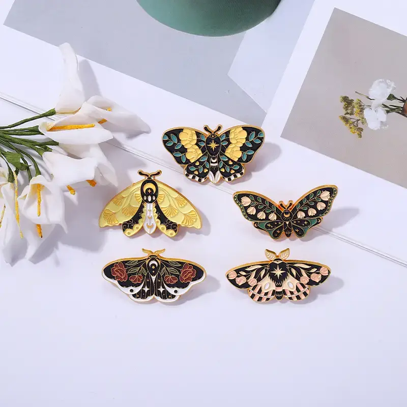 Magnifique Hearts - Wholesale Lapel Pin/Button - Floral Moth Butterfly Enamel Pins - Beautiful brooch pins2