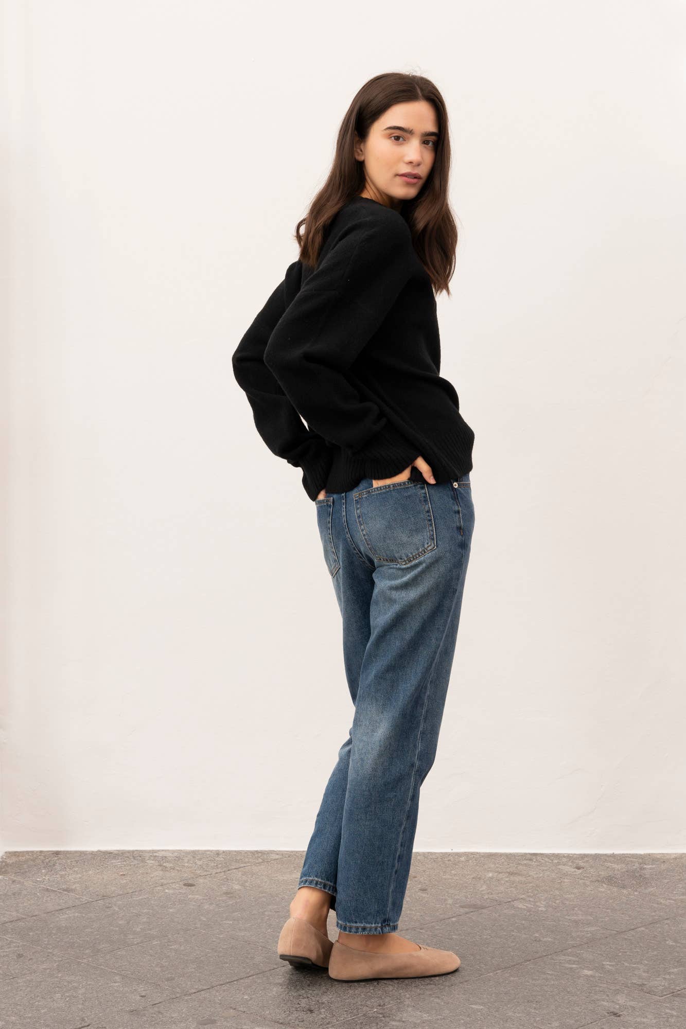 Javier Teruel García - InfinityWear - Wholesale Knit Sweater - Women's - OVERSIZED KNIT JERSEY4