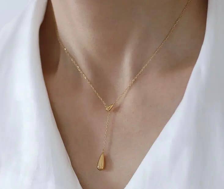 Interiors and Art - Wholesale Pendant/Charm Necklace - Vermeil minimalist 925 sterling silver 18k gold teardrop cha5