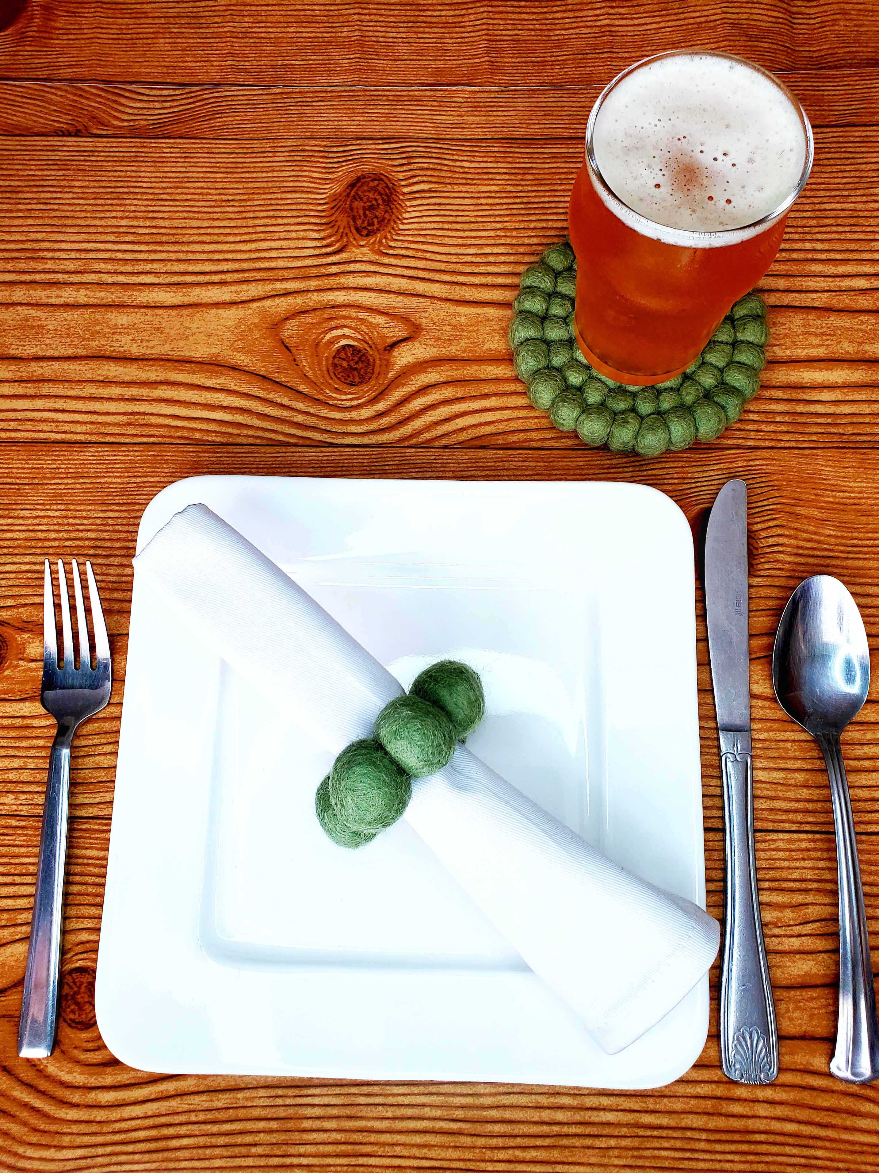 Global Crafts – wholesale Napkin ring – Sage Felt One Strand Napkin Rings, Set of 41