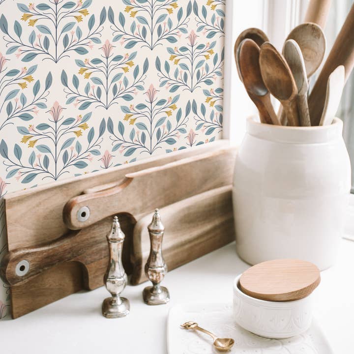 Symmetrical Leaves Wallpaper for wholesale by Everett Park