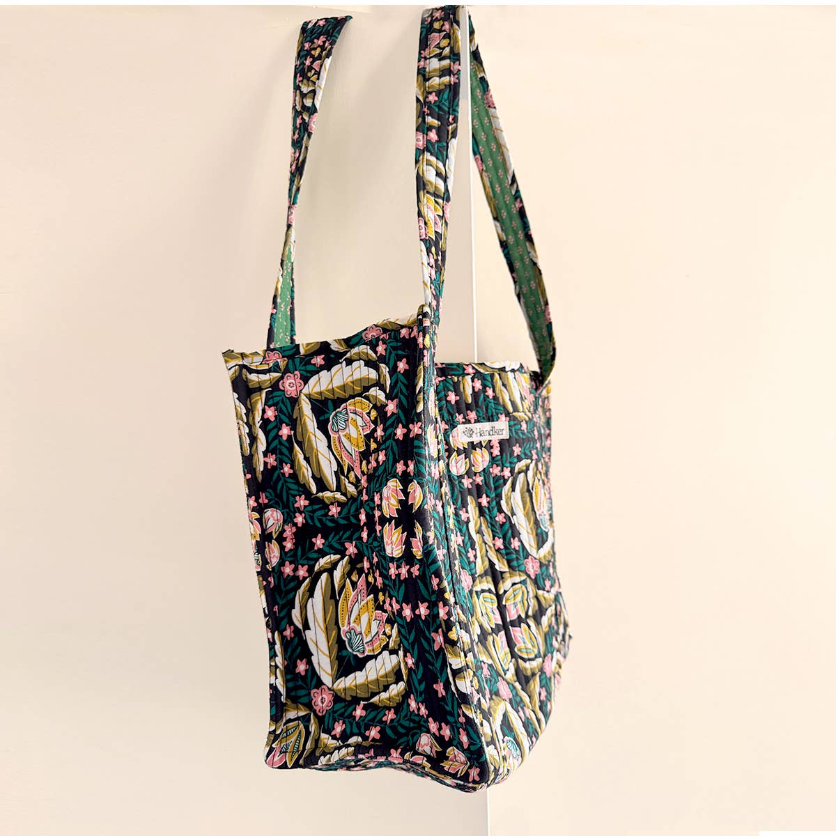 Handker Bandanas - Wholesale Tote Bag - Women's - Betty Quilted Tote4