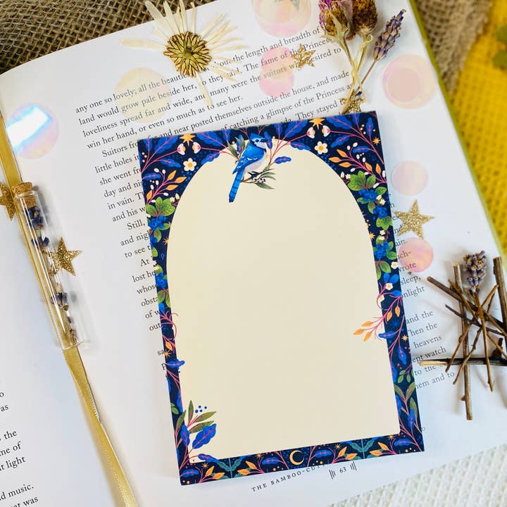 Bloc de notas Blue Jay Bird con lista de tareas pendientes, tamaño A6, planificador floral para venta al por mayor de Split Moon Studios