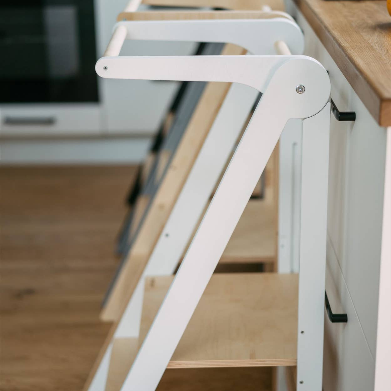 Shaman Inventions SIA - Wholesale Stool - Foldable Helper Tower With Removable Rail11