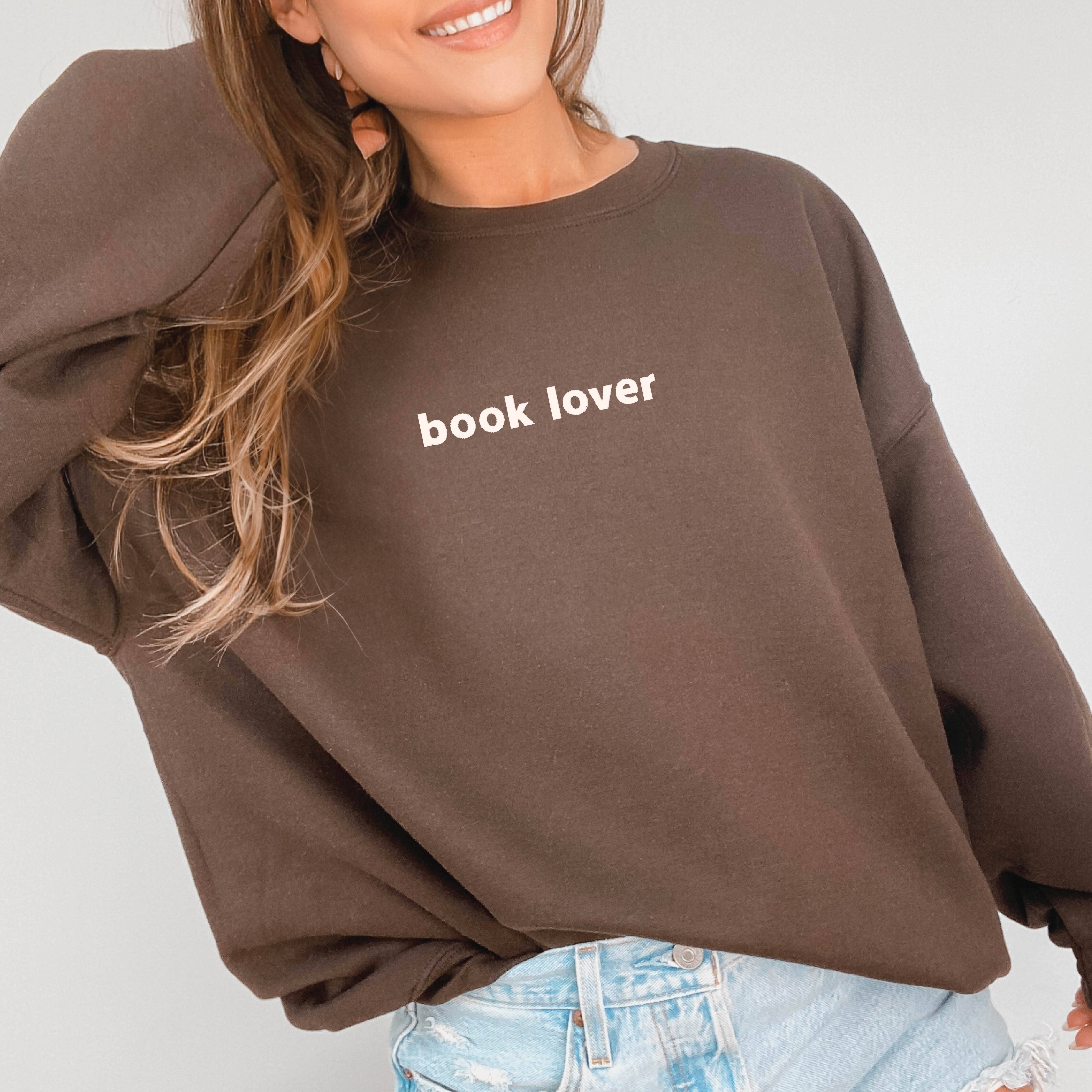 P E T I T R U E - Wholesale Sweatshirt - Women's - Book Lover Embroidered Sweatshirt - Minimalist Design5