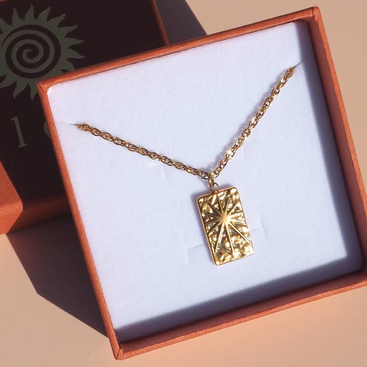 Alesi Jewellery - Wholesale Pendant/charm necklace - 18K Gold Pressed Star Pendant Necklace0