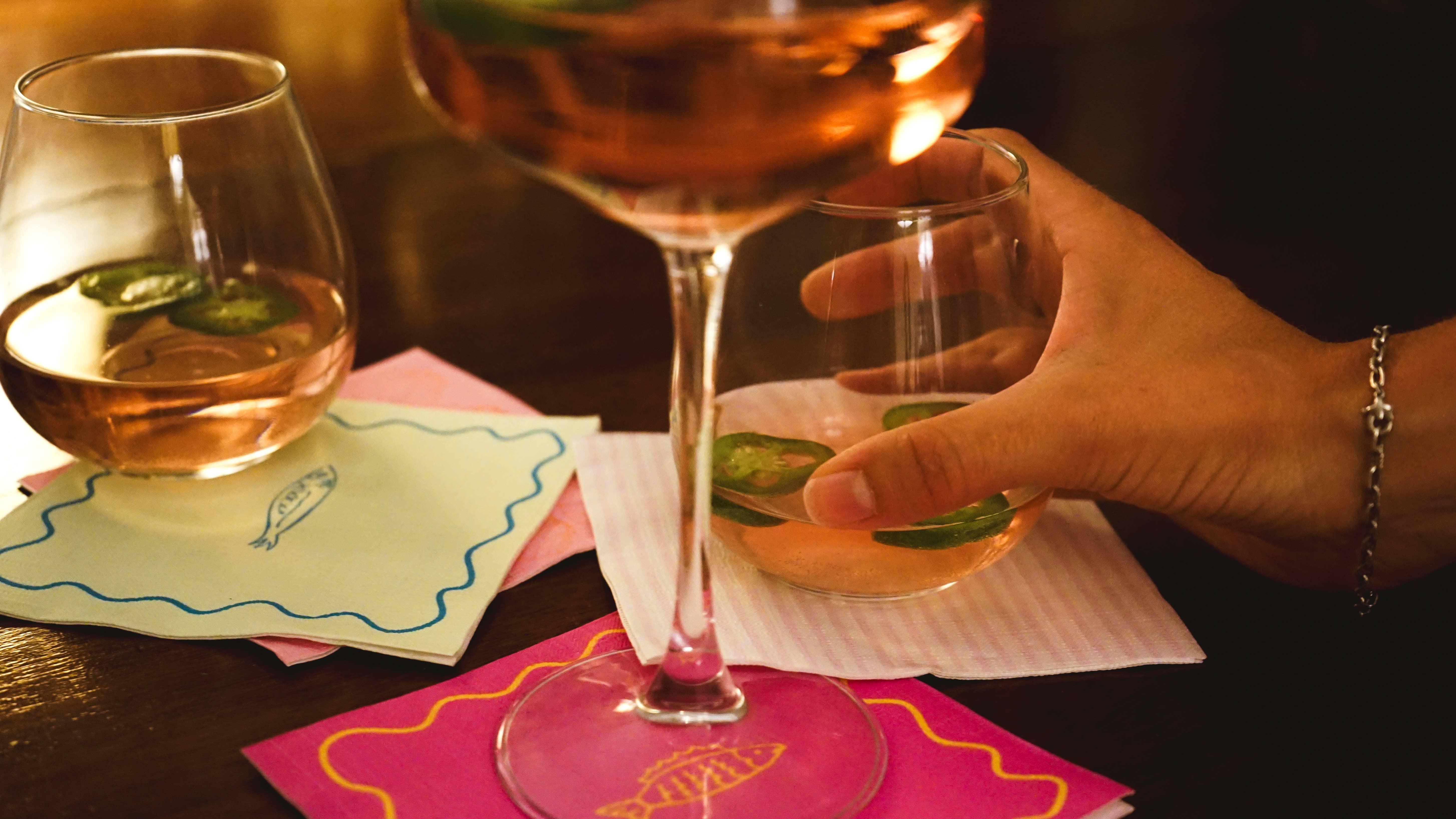 Kurated - Wholesale Disposable Napkin - Teal Coastal Napkin2