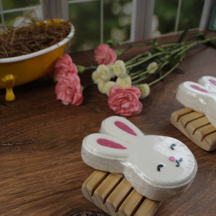 Wicked Bubbles LLC - Wholesale Bath Bomb/Fizz - Bunny Bath bomb - 5.5 oz - Fairy Dust Scent11