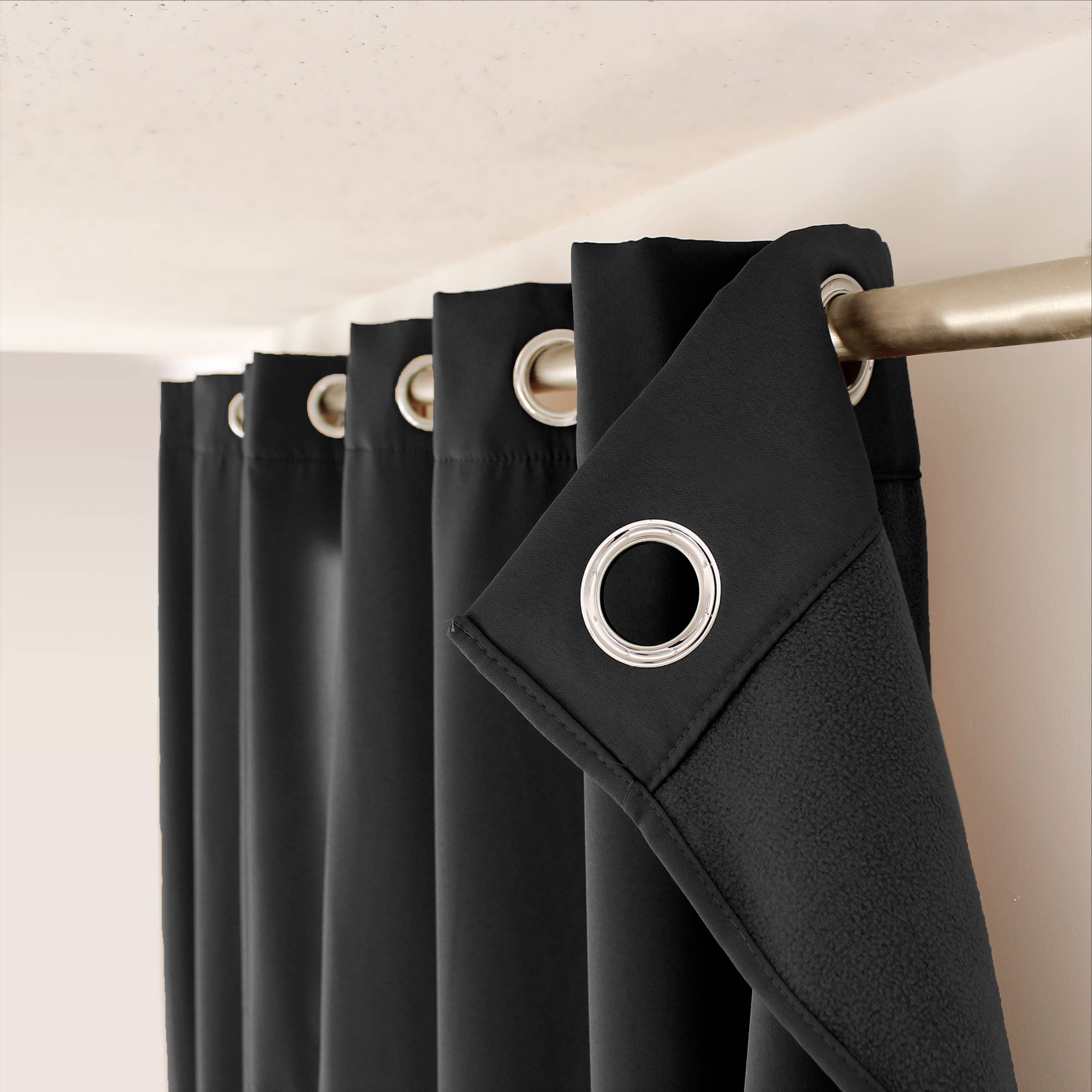 DECOSTARS - CmaDECO - Wholesale Curtain - Blackout Thermal Curtain with Eyelets, 135x180cm, Glacier26