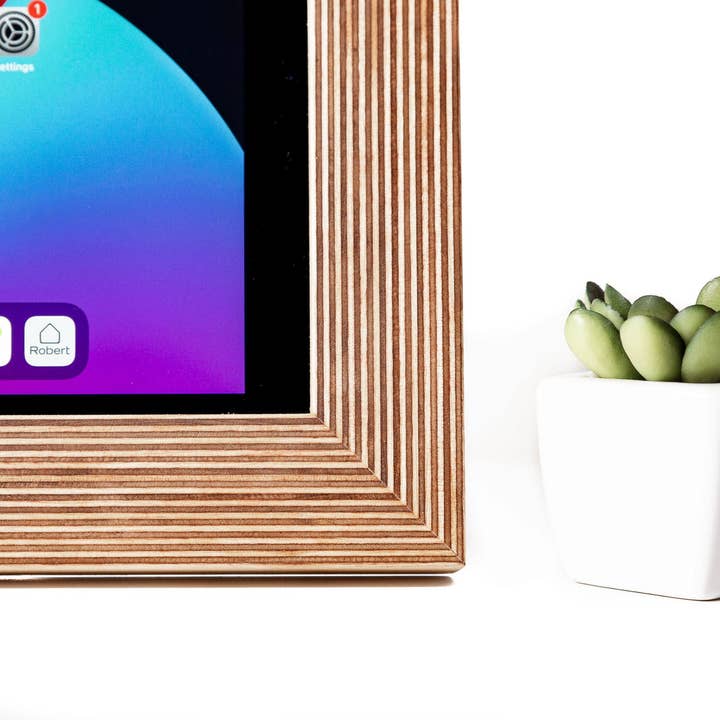 SIA EventFrame - Wholesale Picture frame - Wooden Display Frame for IPad - Stand, Holder, Wood Case7