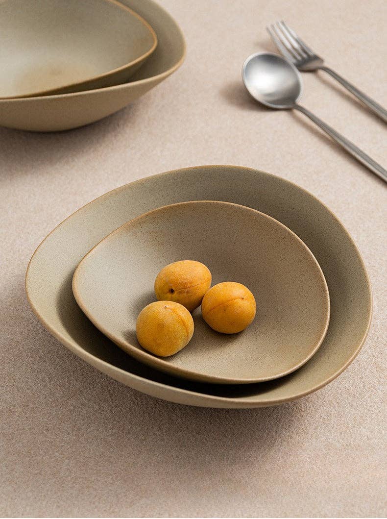 Gohobi （We cover U.S. import duties） – wholesale Serving bowl – Gohobi Japanese Ceramic Irregular Salad Bowl4