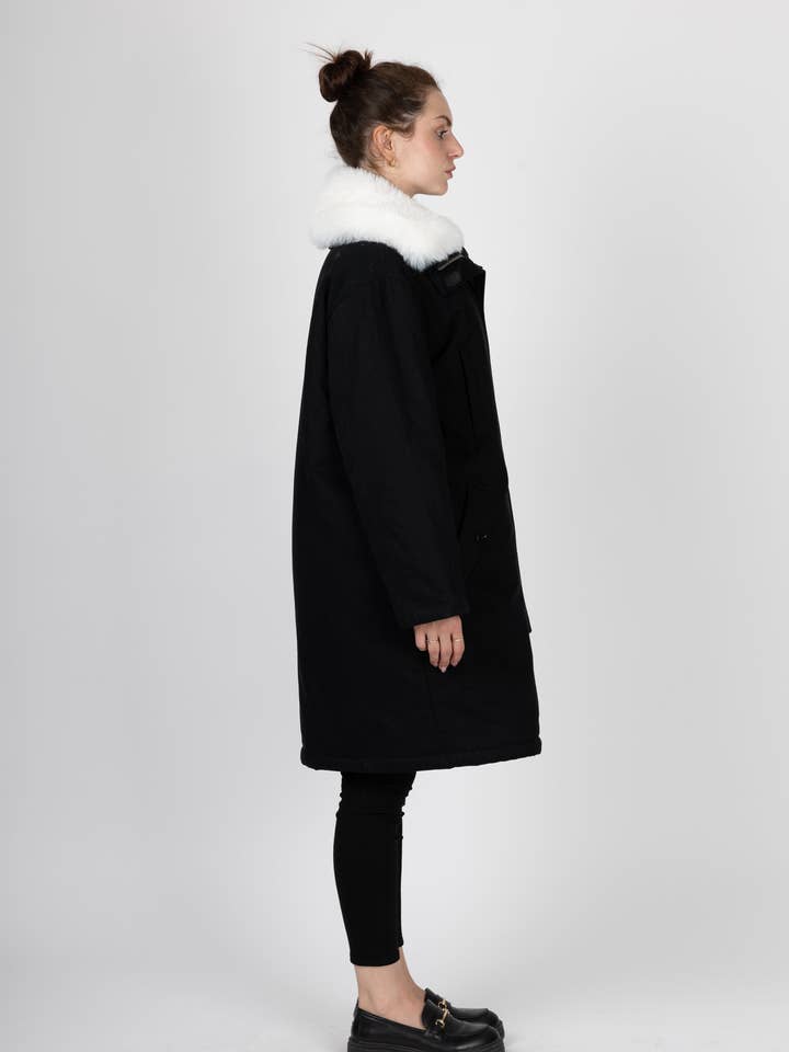 KZELL PARIS - Wholesale Parka - Women's - LONG PARKA WITH CONTRASTING FAUX FUR INTERIOR AND COLLAR1
