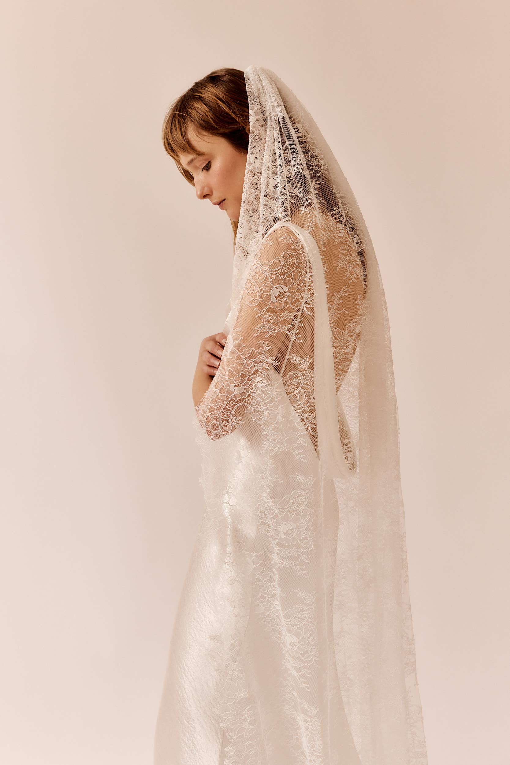 Dove Grey Accessories – Véu - Mulher por atacado – Véu de Renda Inteira de Uma Camada5