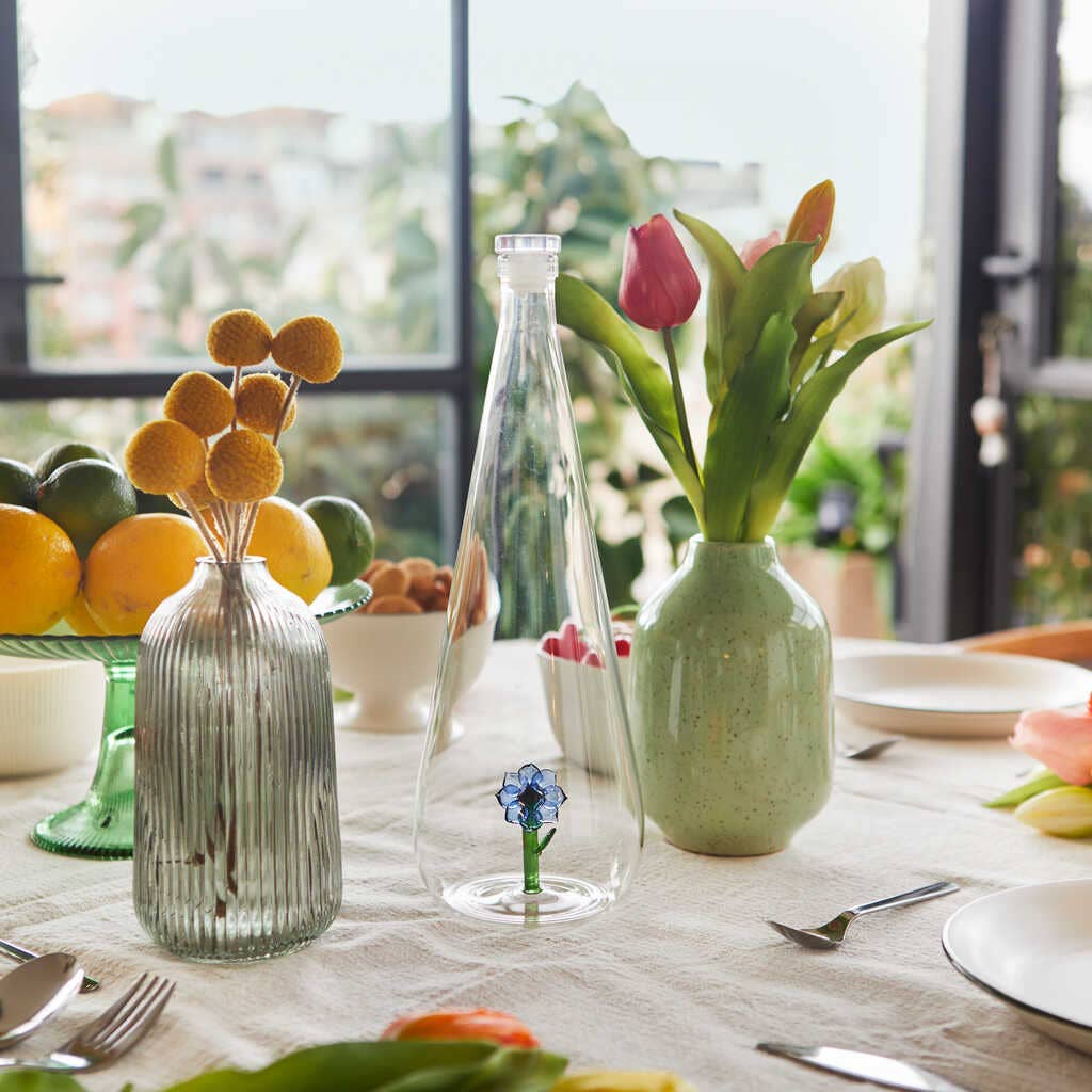 Balvi - Vente Bouteilles d'eau - Bouteille Botanique Lys 1,0 L en verre blanc3