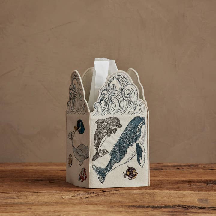 Swim Team Tissue Box-dæksel for engroshandel hos Coral & Tusk