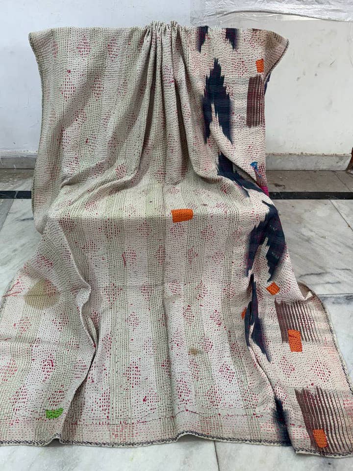 Threads of Benga Vintage Cotton Kantha Coverlet Quilt for wholesale by bhavnas boutique