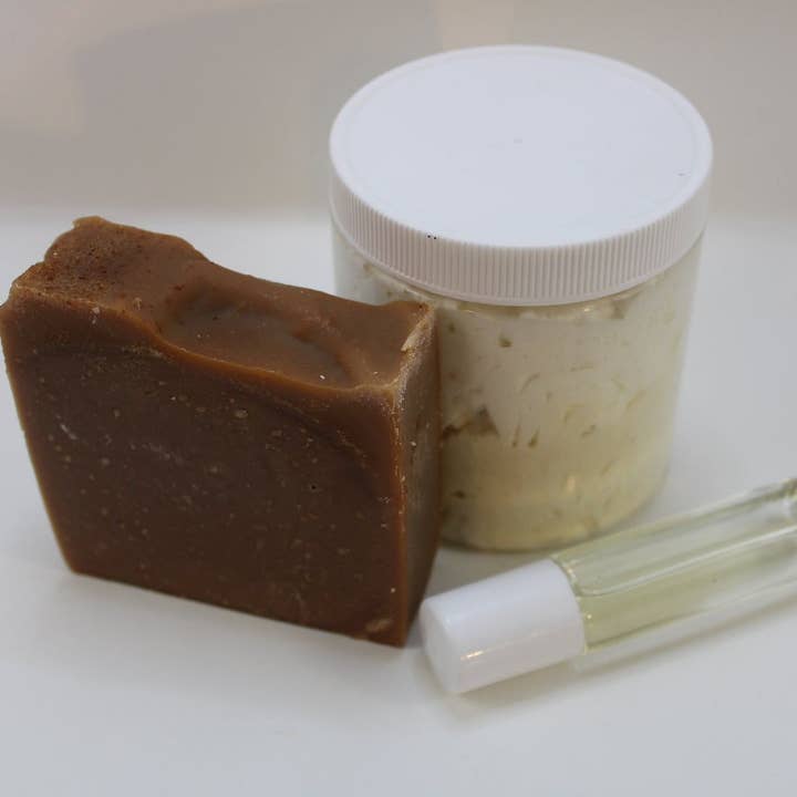 Mother Knows Best Frankincense Bath and Body Gift Set for wholesale by BodyGarbage