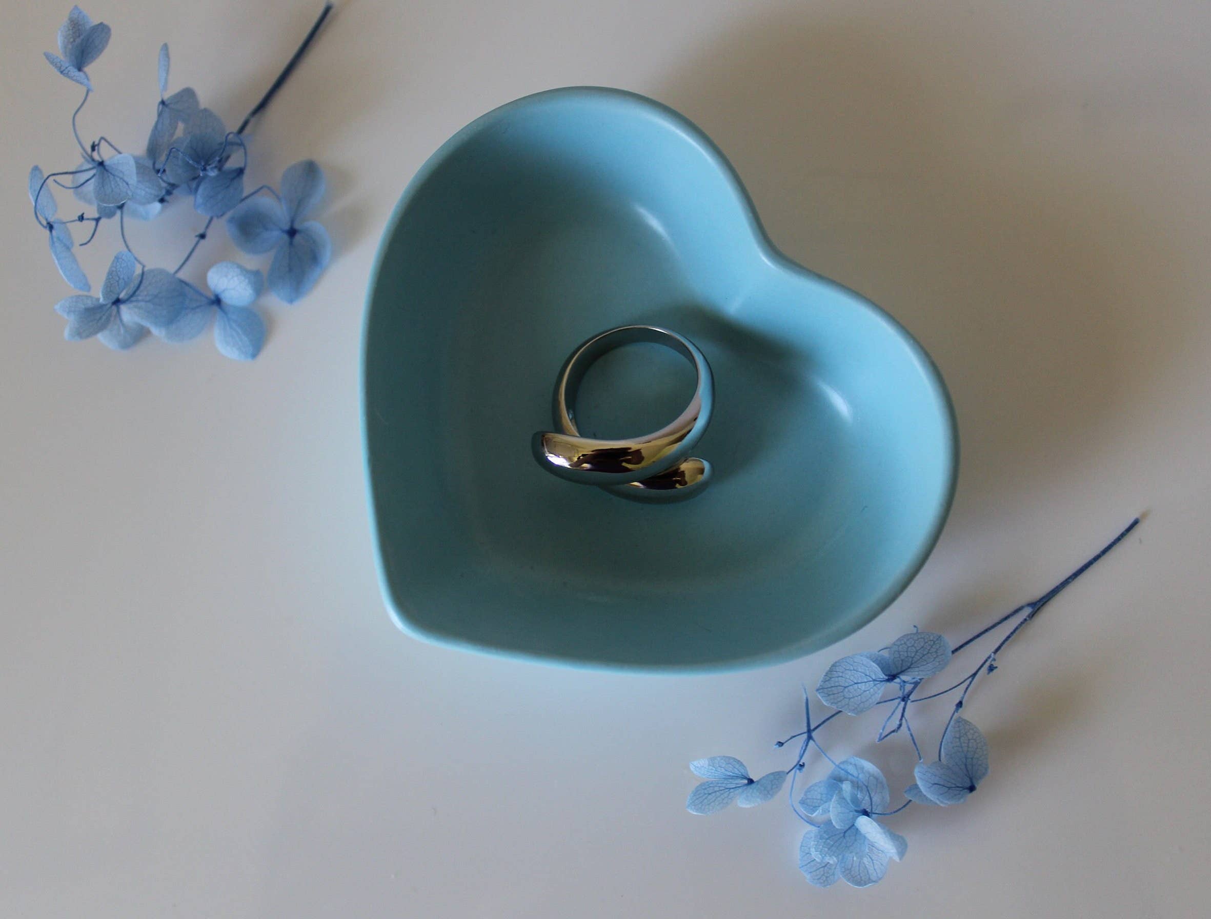 Latana Candles – wholesale Jewellery dish – Heart Shaped Tray5