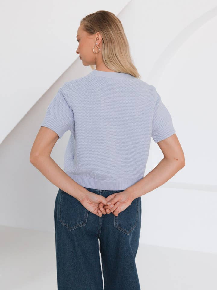 Global Fashion House - Wholesale Knit Top - Women's - GOLD STARFISH BUTTON KNIT TOP3