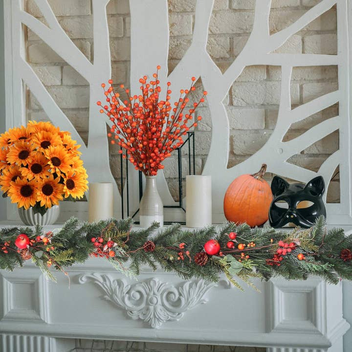 Larksilk - Wholesale Bunting/Garland - 6' Pine Christmas Garland With Fruit, Berries & Cones