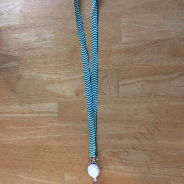 Exchangeables Badge Reels - Wholesale Lanyard - Women's - Chevron Breakaway Lanyard with Badge Reel2