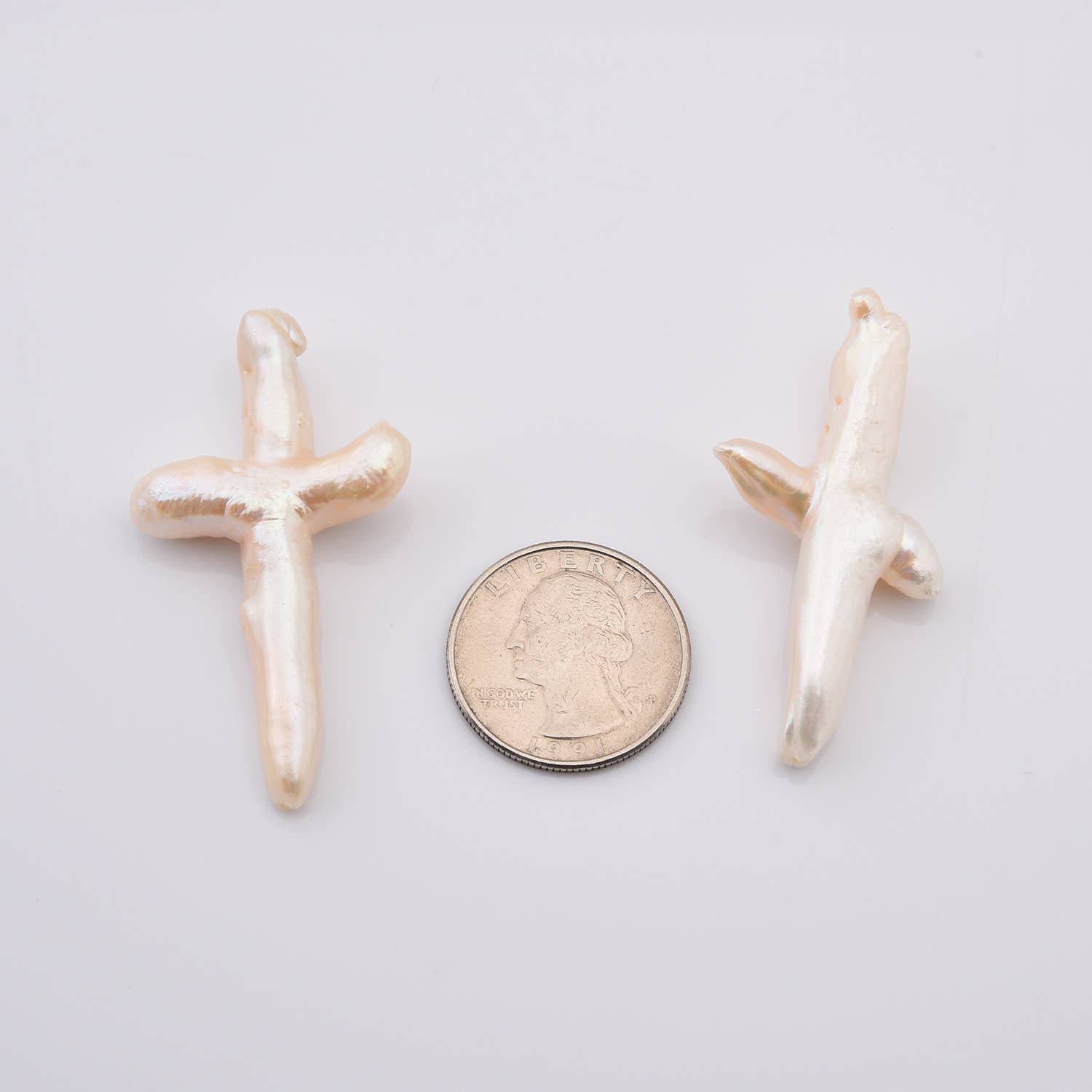 Beads Creation - Wholesale Beads - Natural Cross Pearl Bead, 35x20mm Pendant, Gift, FWP0586