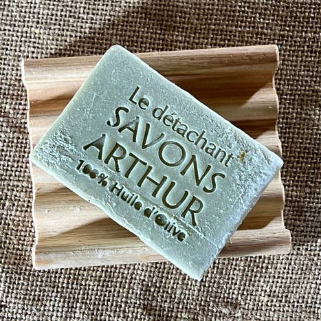 Organic olive oil stain remover for wholesale by Savons Arthur