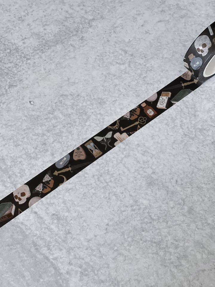 Nastro Washi Dark Magic per la vendita all'ingrosso da parte di Wolf & Wren Co.