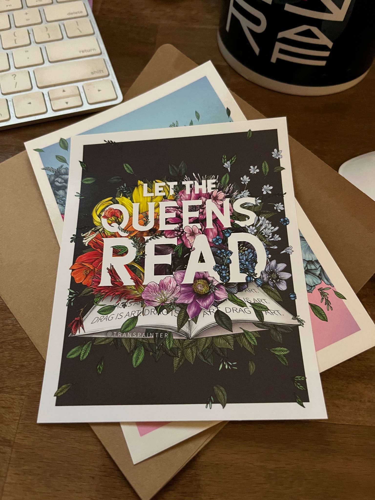 Transpainter - Vendita all'ingrosso Adesivo - Lascia che le Regine Leggano Adesivo | Adesivo Drag Queen LGBTQ12