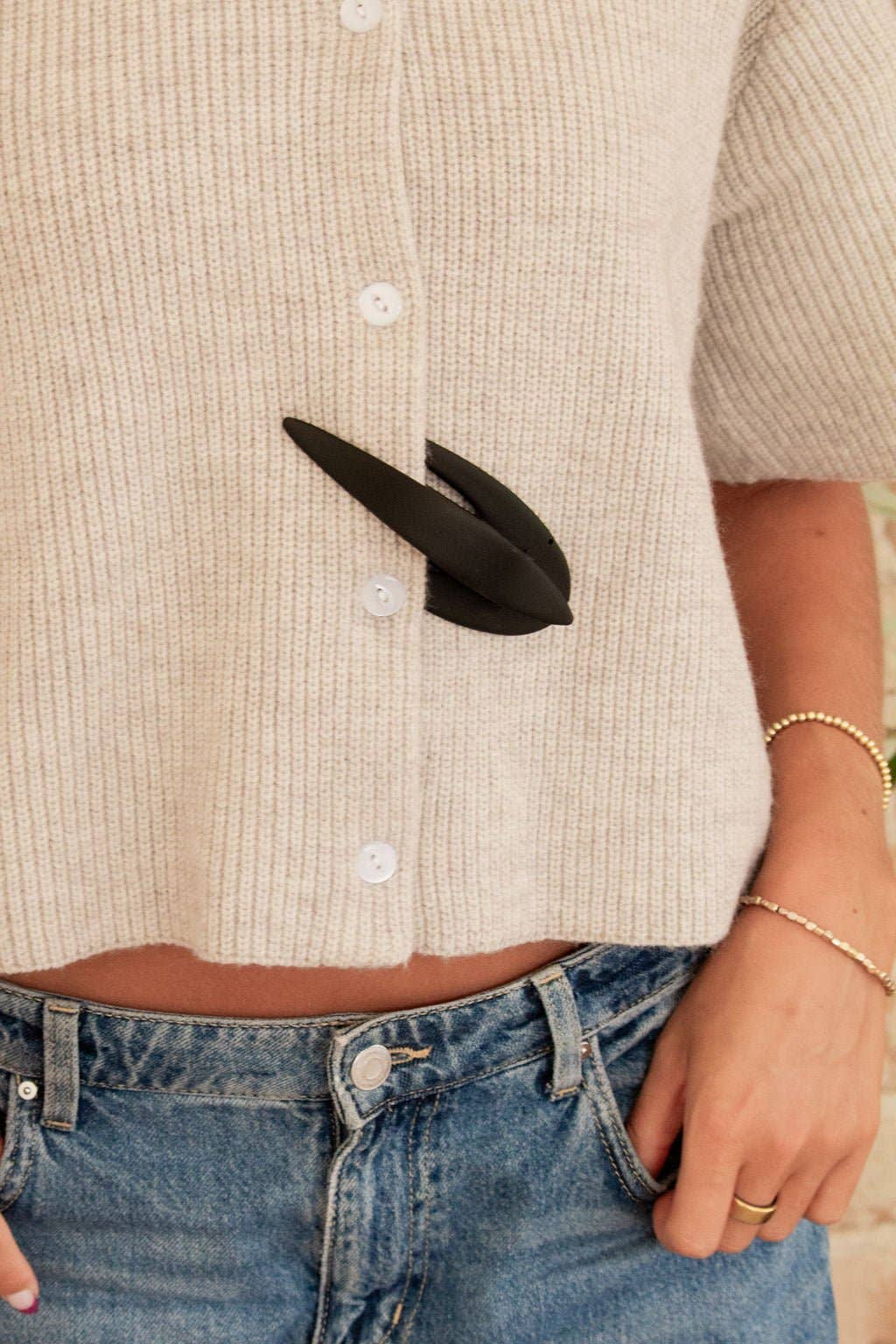 Shop Andi - Wholesale Hair Clip - Women's - XL Pointed Duckbill Claw Clip1