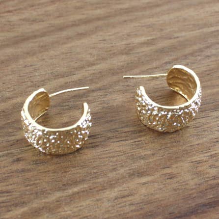 Aros de aro abierto texturizados E23114 para venta al por mayor de Pretty Persuasions